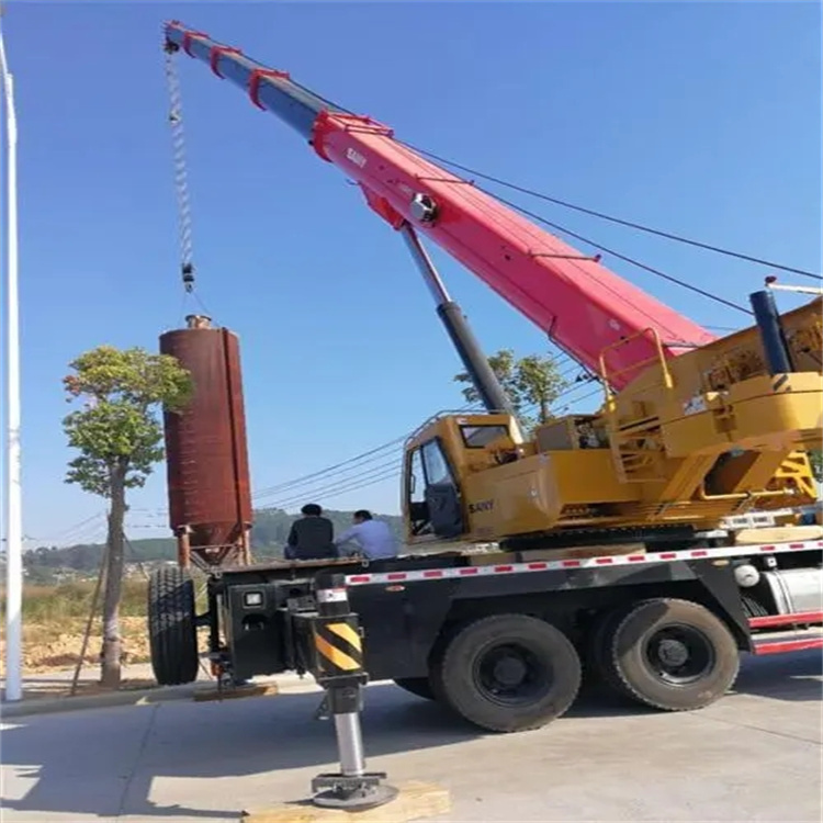 玉州80吨吊车出租多少钱