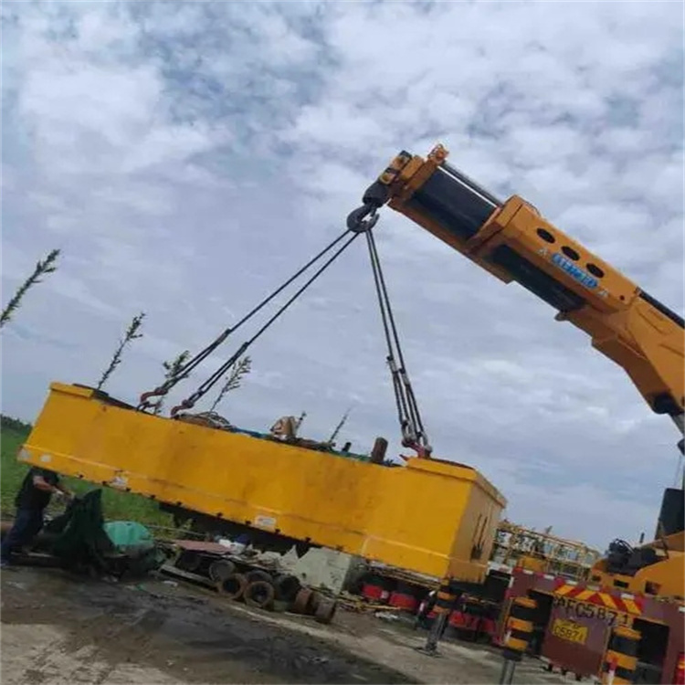 玉州吊车吊集装箱需要多少钱